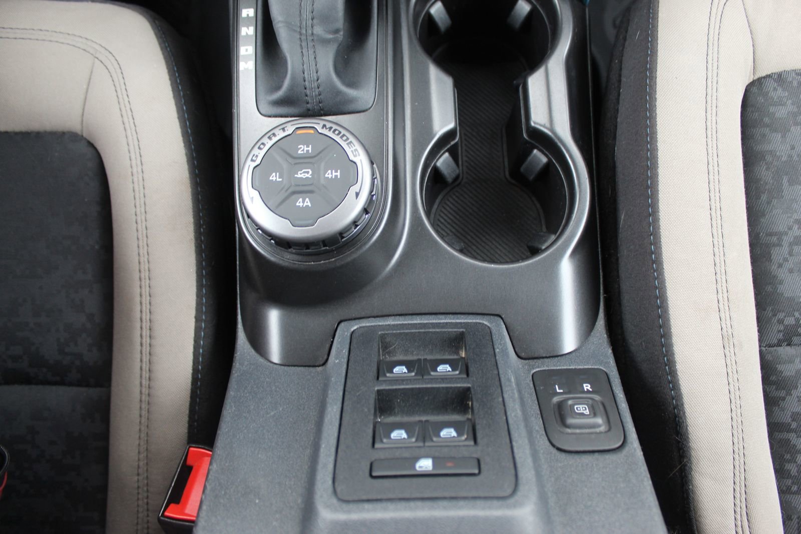 Used 2023 Ford Bronco Wildtrak AWD/4WD image 30