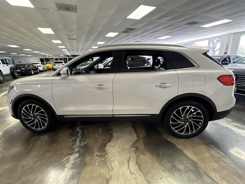 Used 2018 Lincoln MKX Select w/ Select Plus Package FWD image 4