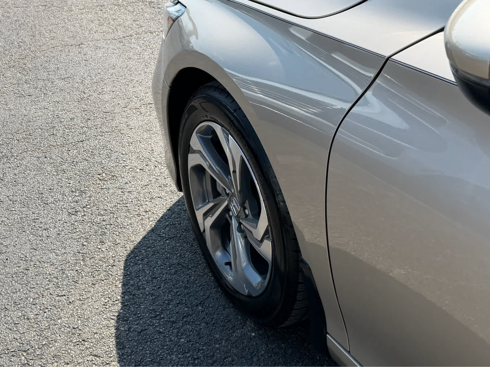 Used 2019 Honda Accord EX-L image 12