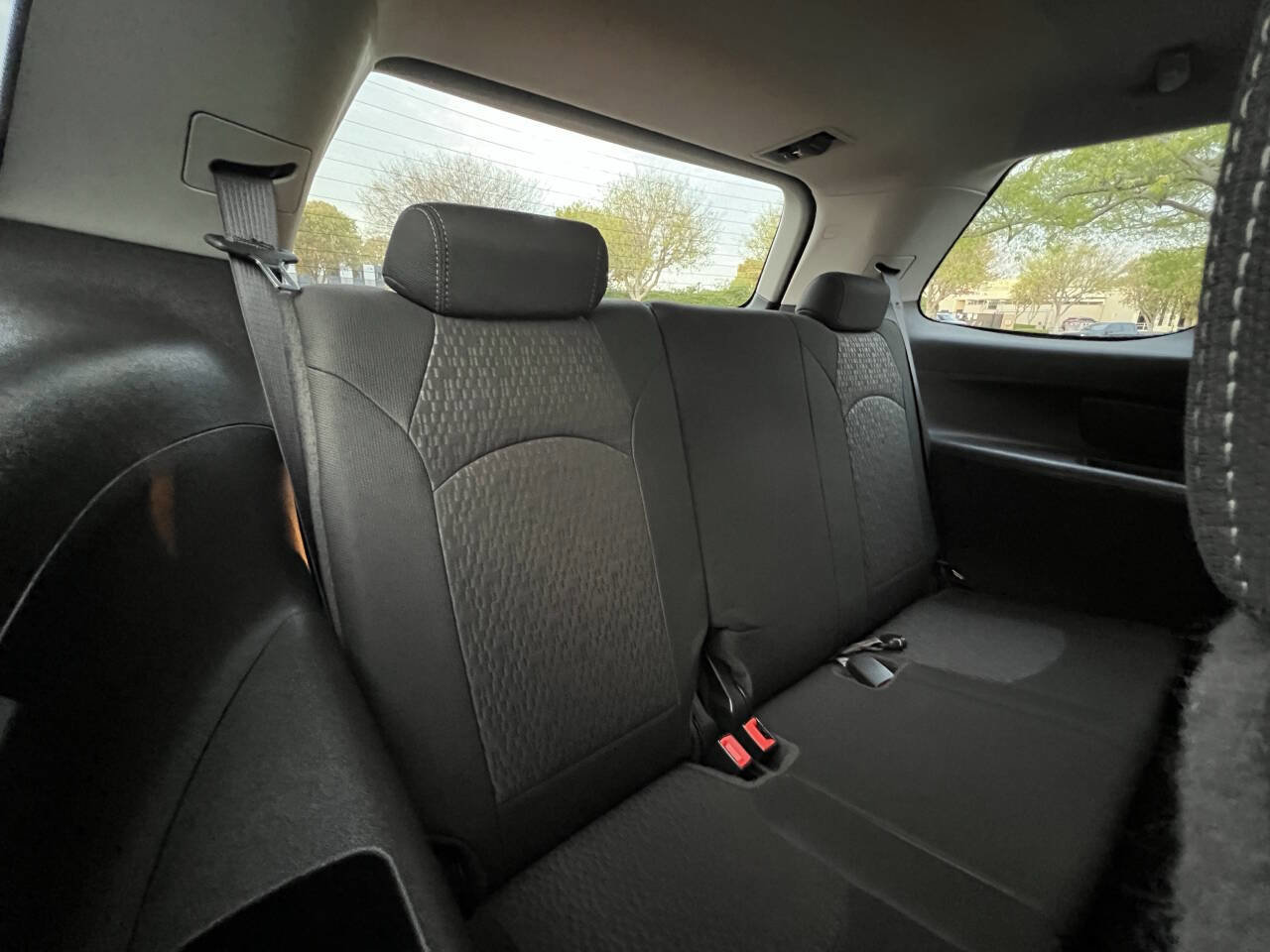 Used 2013 GMC Acadia SLE image 22