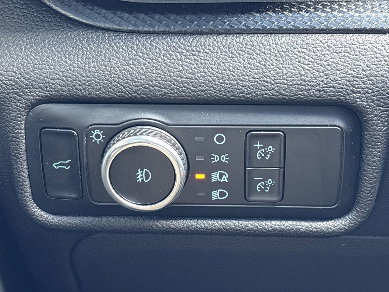 Used 2023 Ford Explorer ST w/ Equipment Group 401A image 30