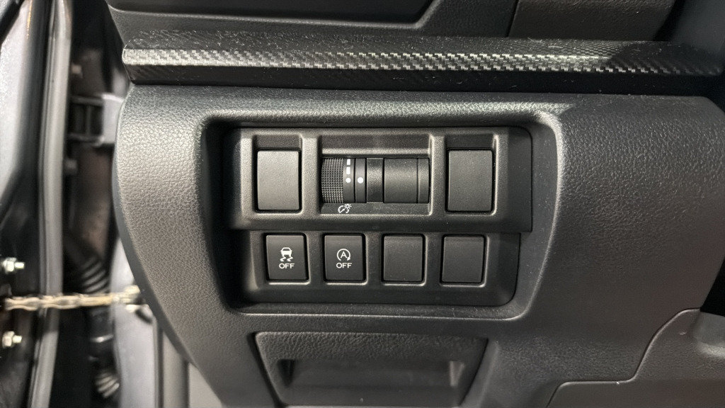 Certified 2021 Subaru Crosstrek 2.0i AWD/4WD image 19