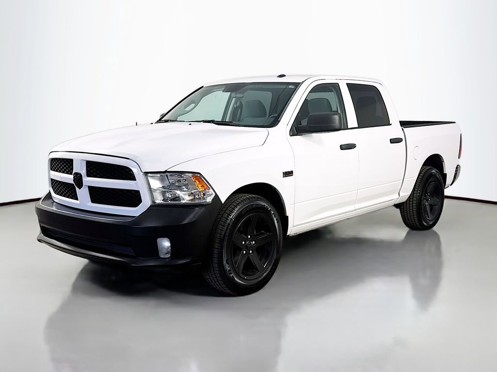 Used 2016 RAM 1500 Express RWD image 3