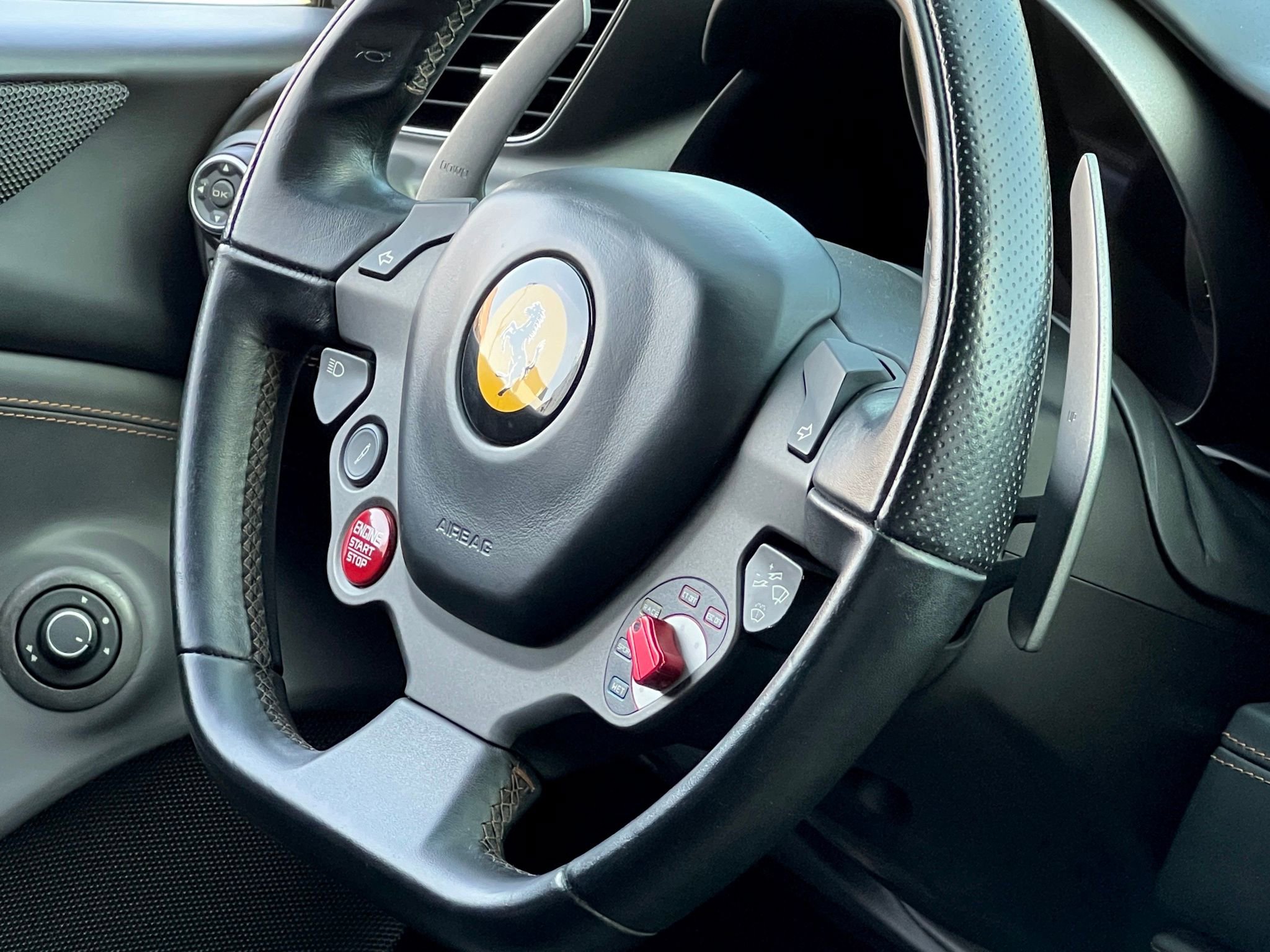 Used 2017 Ferrari 488 GTB image 18