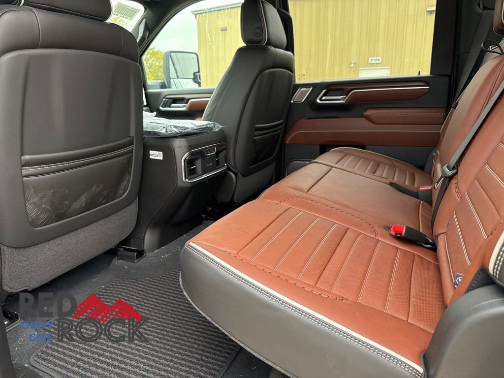New 2026 GMC Sierra 2500 Denali Ultimate w/ Max Trailering Package image 12