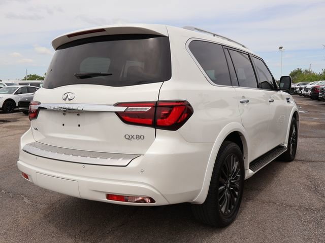 Used 2023 INFINITI QX80 Sensory w/ All-Season Package AWD/4WD image 7