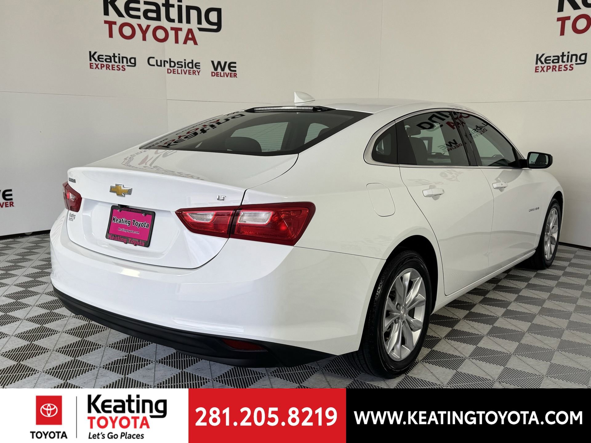 Used 2023 Chrysler Pacifica Limited image 5