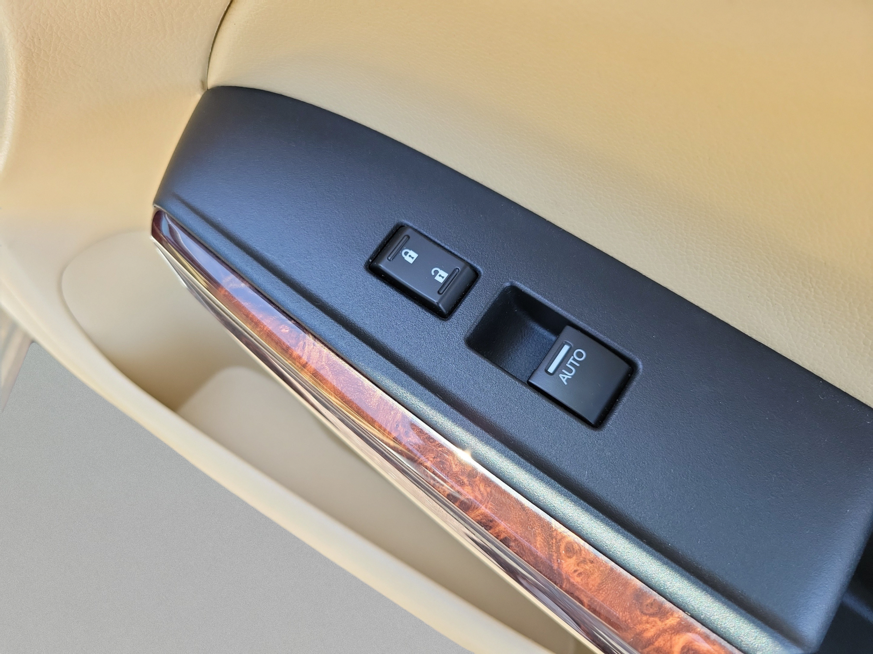 Used 2010 Honda Crosstour EX-L image 22