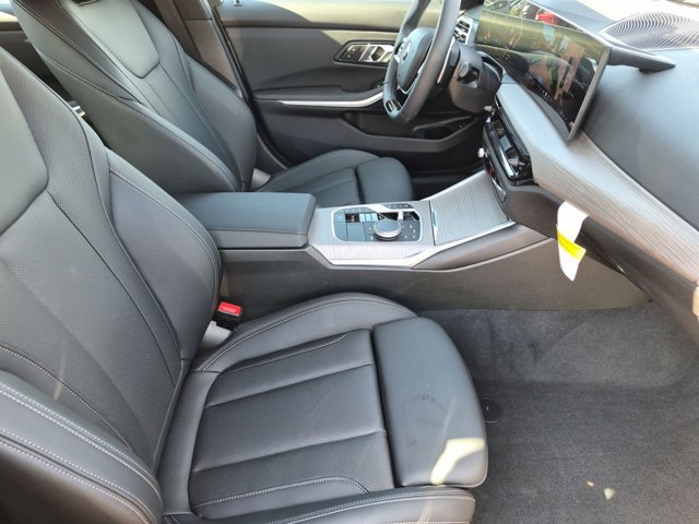 Used 2026 BMW 330i xDrive Sedan w/ Premium Package AWD/4WD image 22