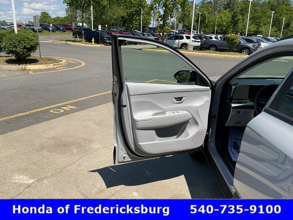 Used 2026 Hyundai Kona SEL Sport AWD/4WD image 16