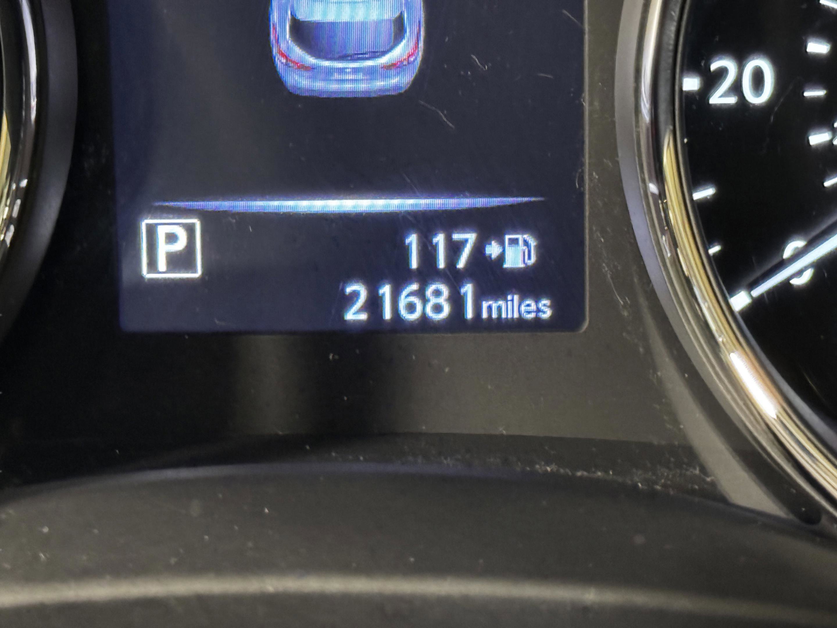 Used 2018 Nissan Rogue Sport SL w/ SL Premium Package image 18