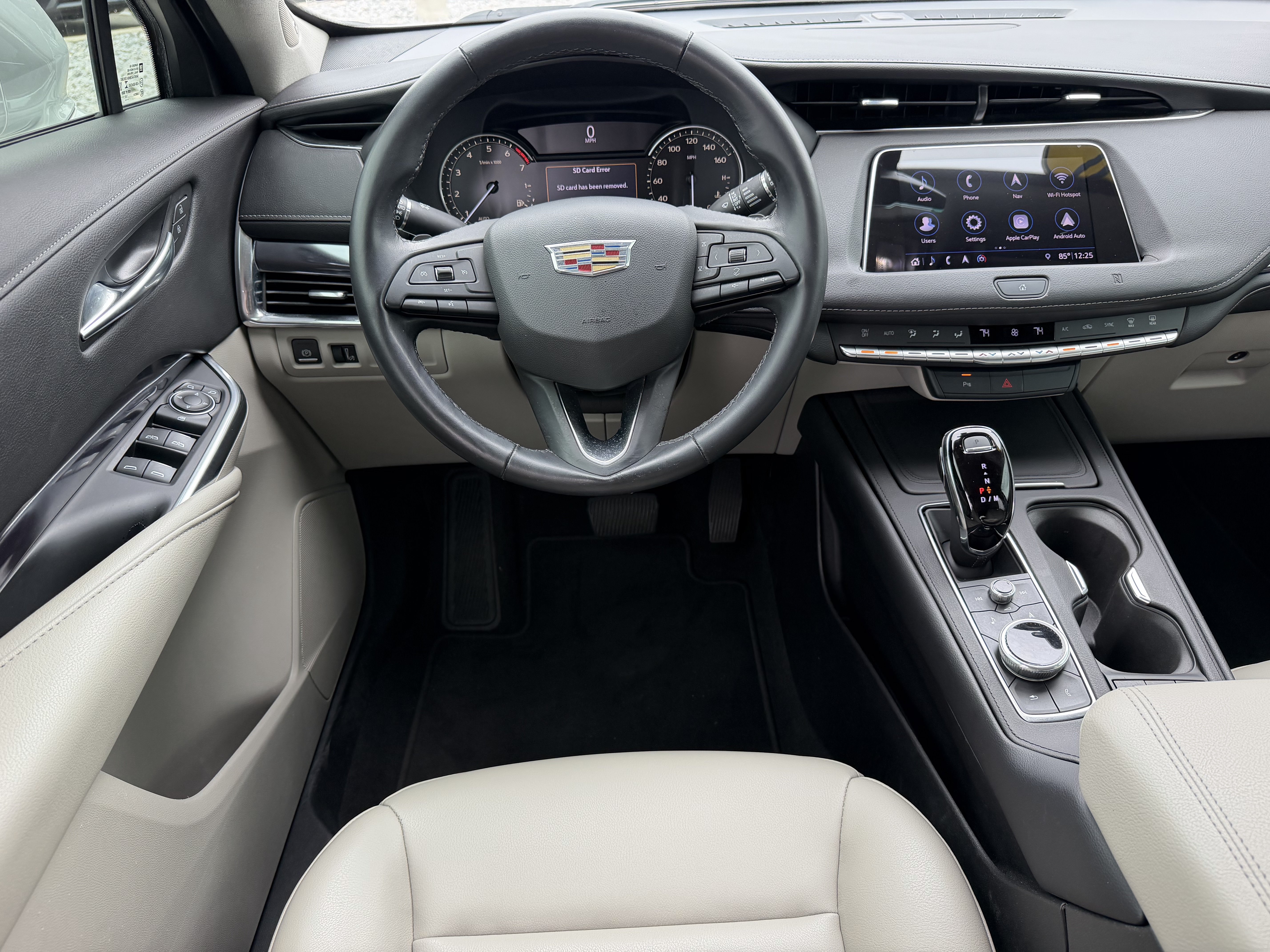 Used 2019 Cadillac XT4 Luxury FWD image 16