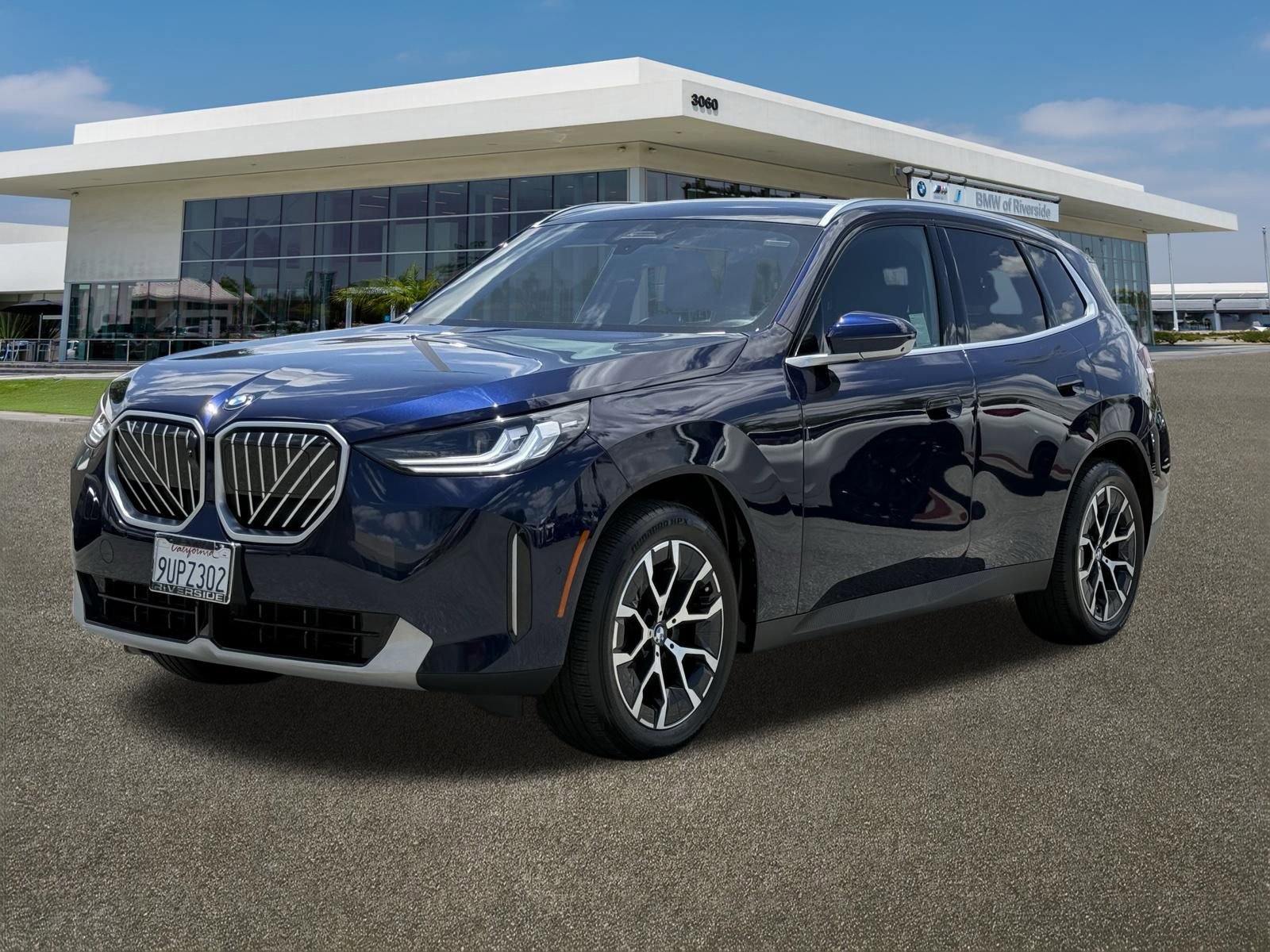 Used 2026 BMW X3 xDrive30i w/ Premium Package AWD/4WD image 4