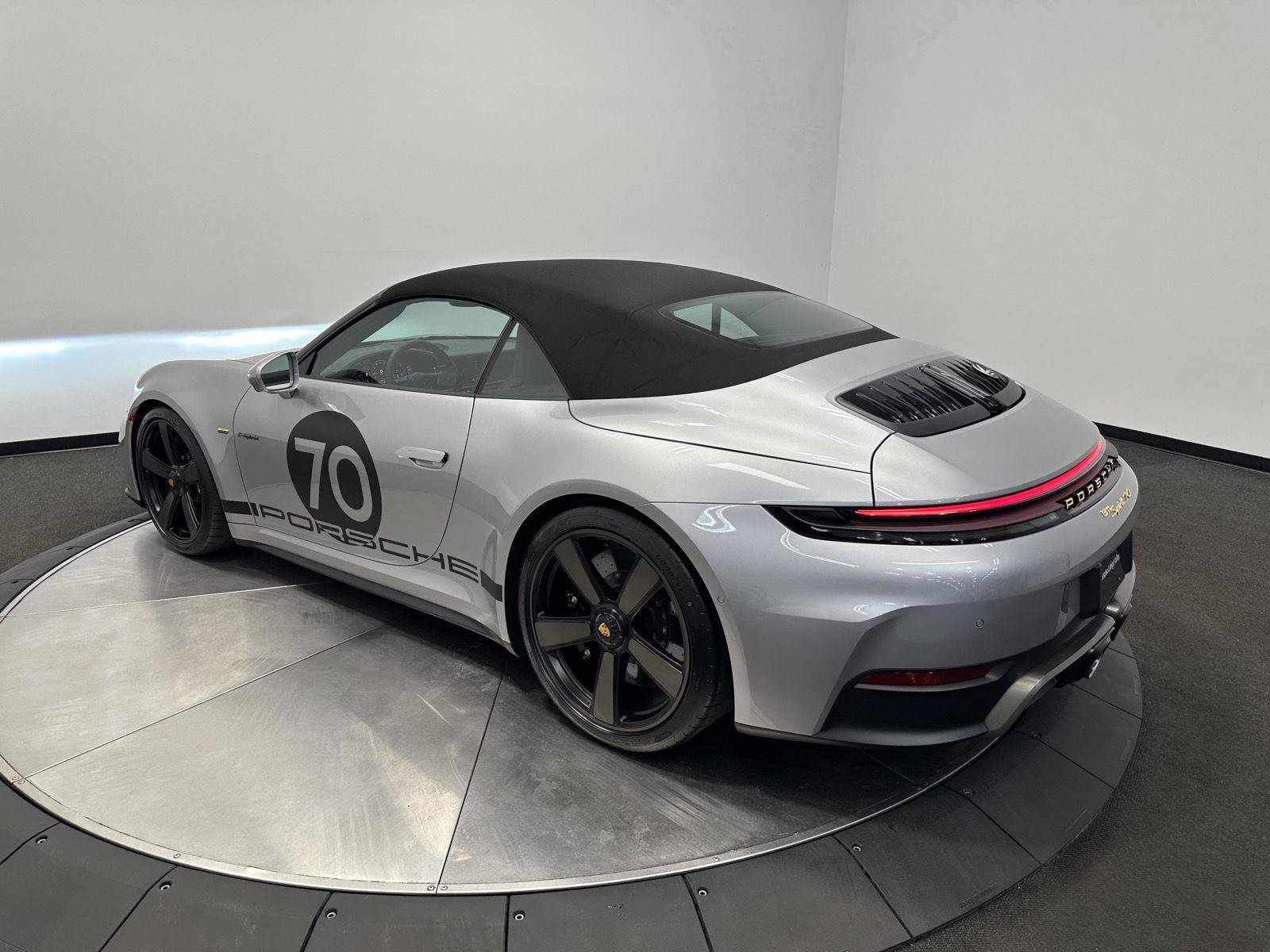 New 2026 Porsche 911 GTS RWD image 4