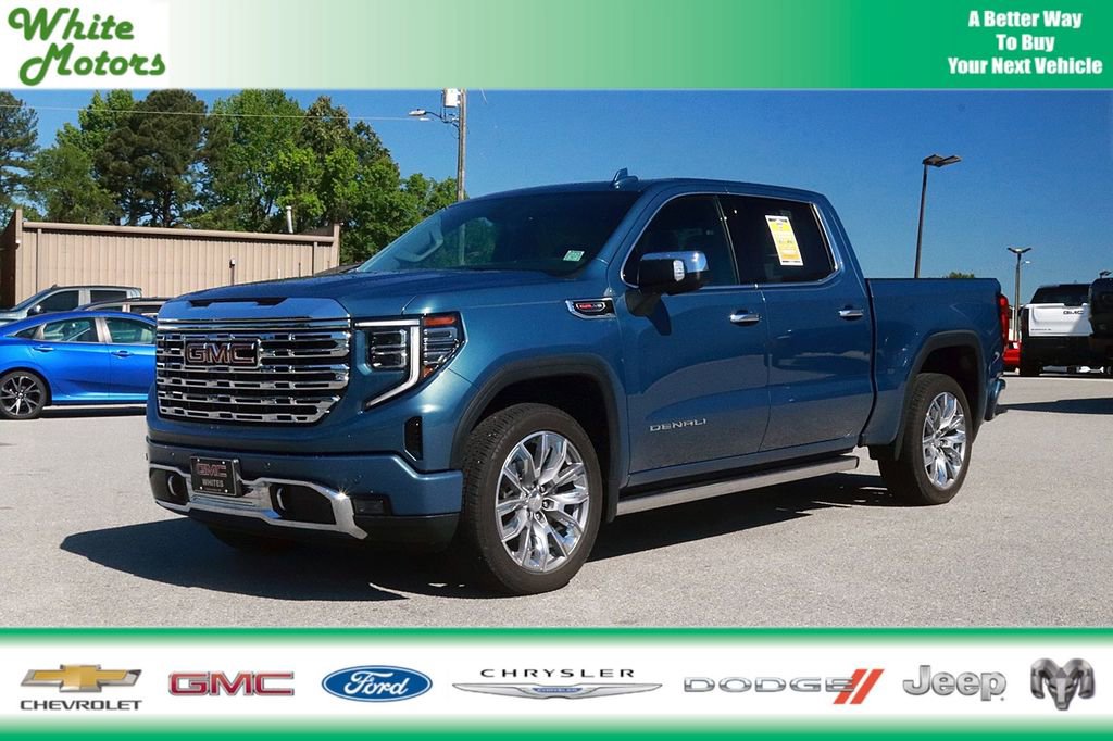 Used 2024 GMC Sierra 1500 Denali w/ Denali Reserve Package AWD/4WD image 1