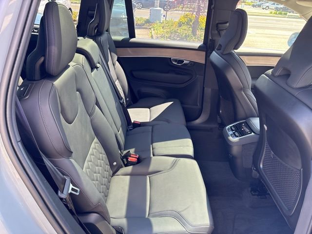 Used 2025 Volvo XC90 B6 Plus AWD/4WD image 14