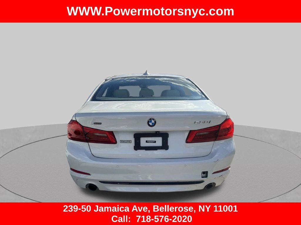 Used 2020 BMW 530i xDrive w/ Convenience Package AWD/4WD image 4
