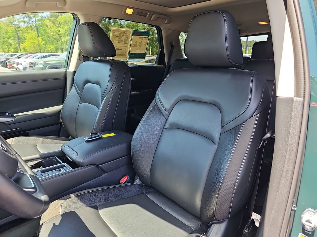 Used 2024 Nissan Pathfinder SL w/ SL Premium Package image 20