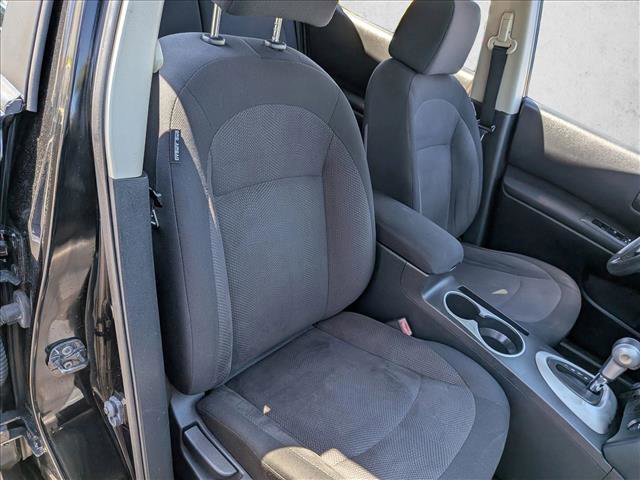 Used 2011 Nissan Rogue S image 17