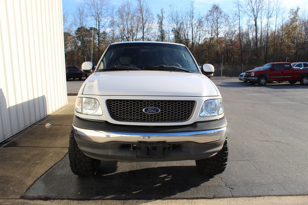 Used 2002 Ford F150 XLT RWD image 10