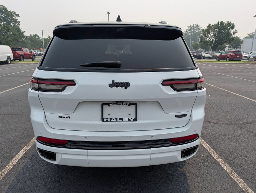 Used 2023 Jeep Grand Cherokee L Summit AWD/4WD image 21