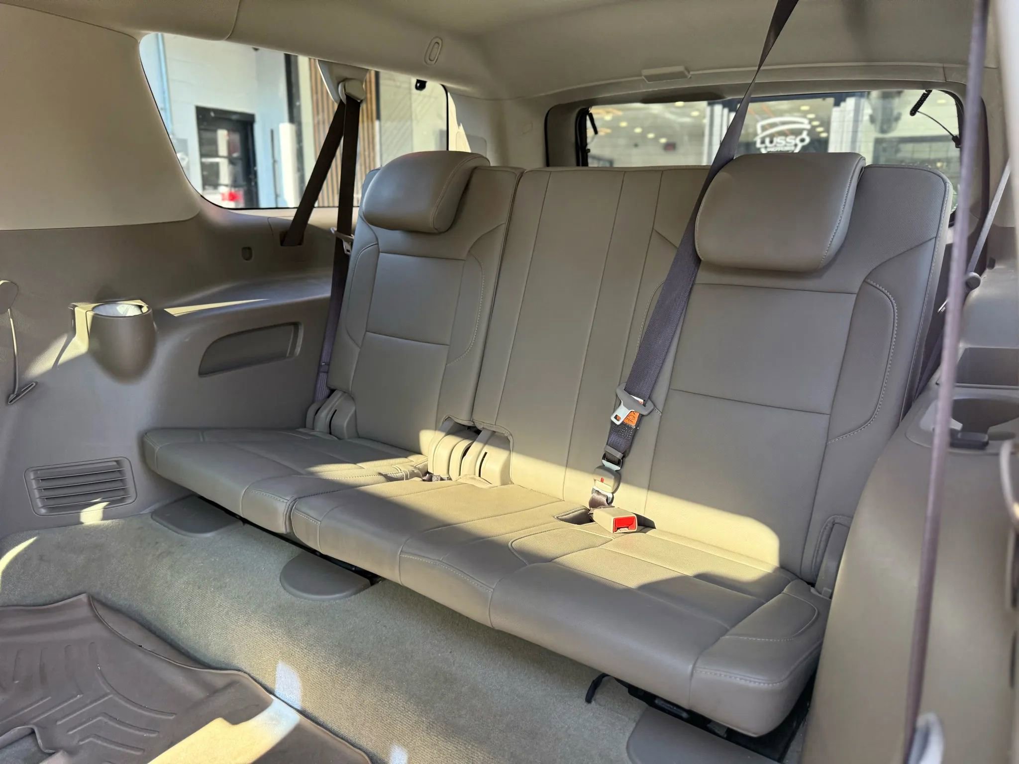 Used 2017 Chevrolet Suburban Premier image 32