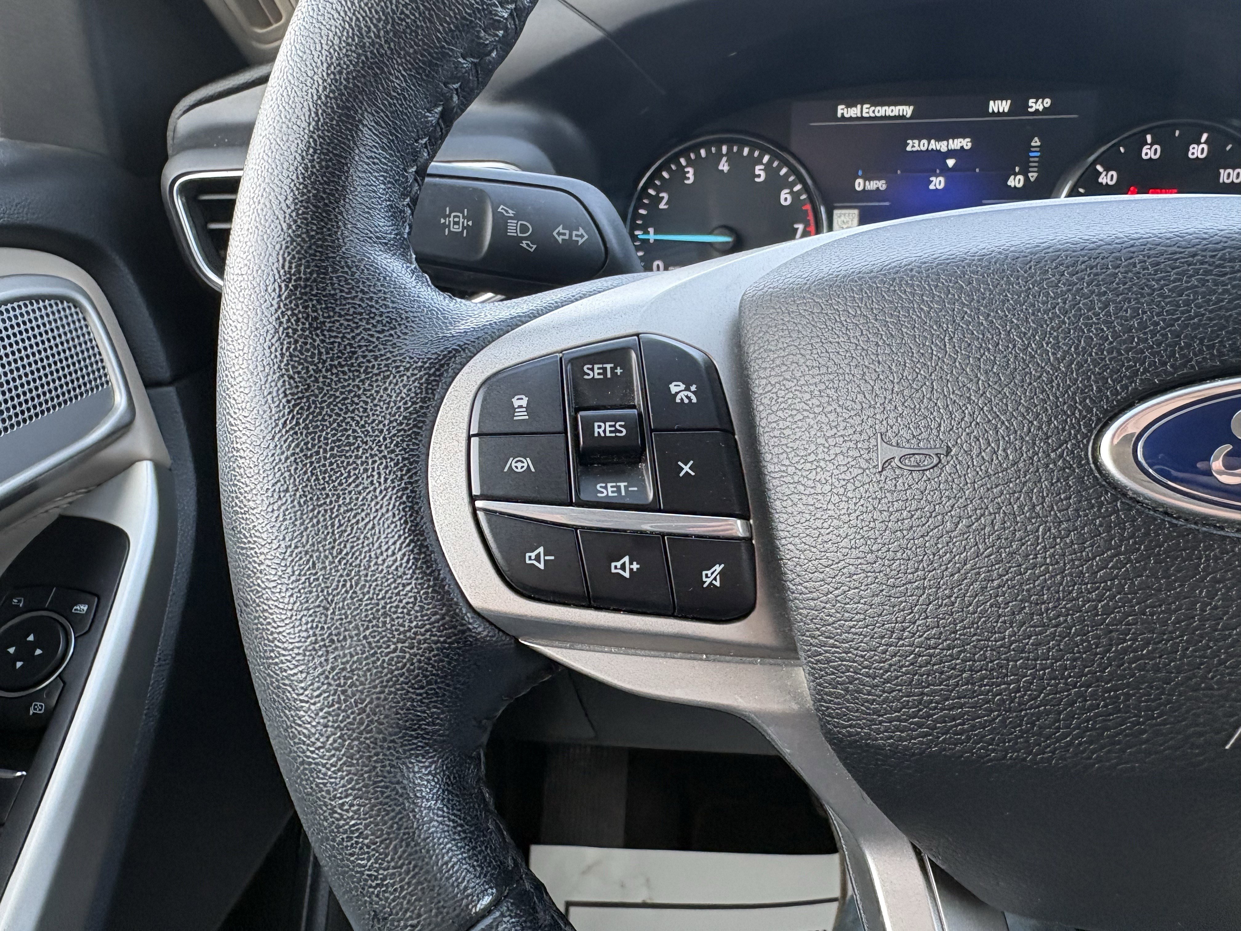 Used 2021 Ford Explorer Limited w/ Equipment Group 301A image 19