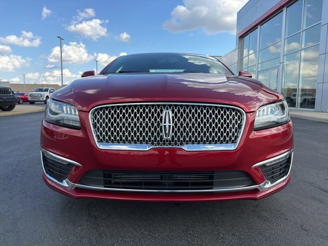Used 2018 Lincoln MKZ Premiere image 2