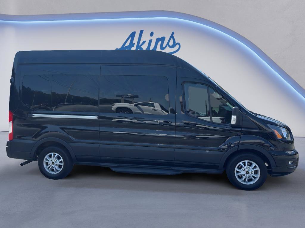 Used 2024 Ford Transit 350 XLT RWD image 4