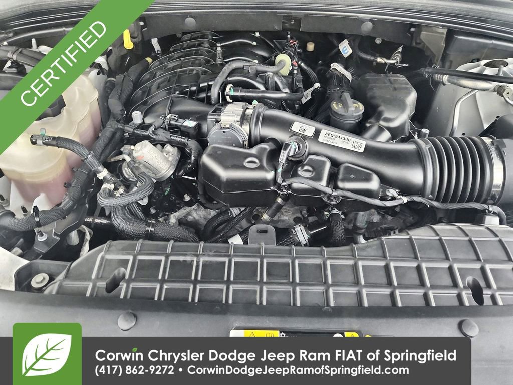 Used 2023 Jeep Grand Cherokee Limited w/ Black Appearance Package image 33