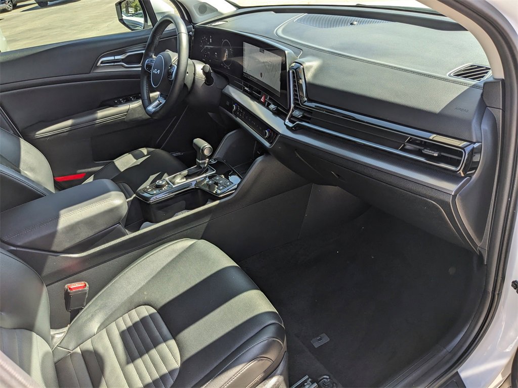 Certified 2025 Kia Sportage SX image 15