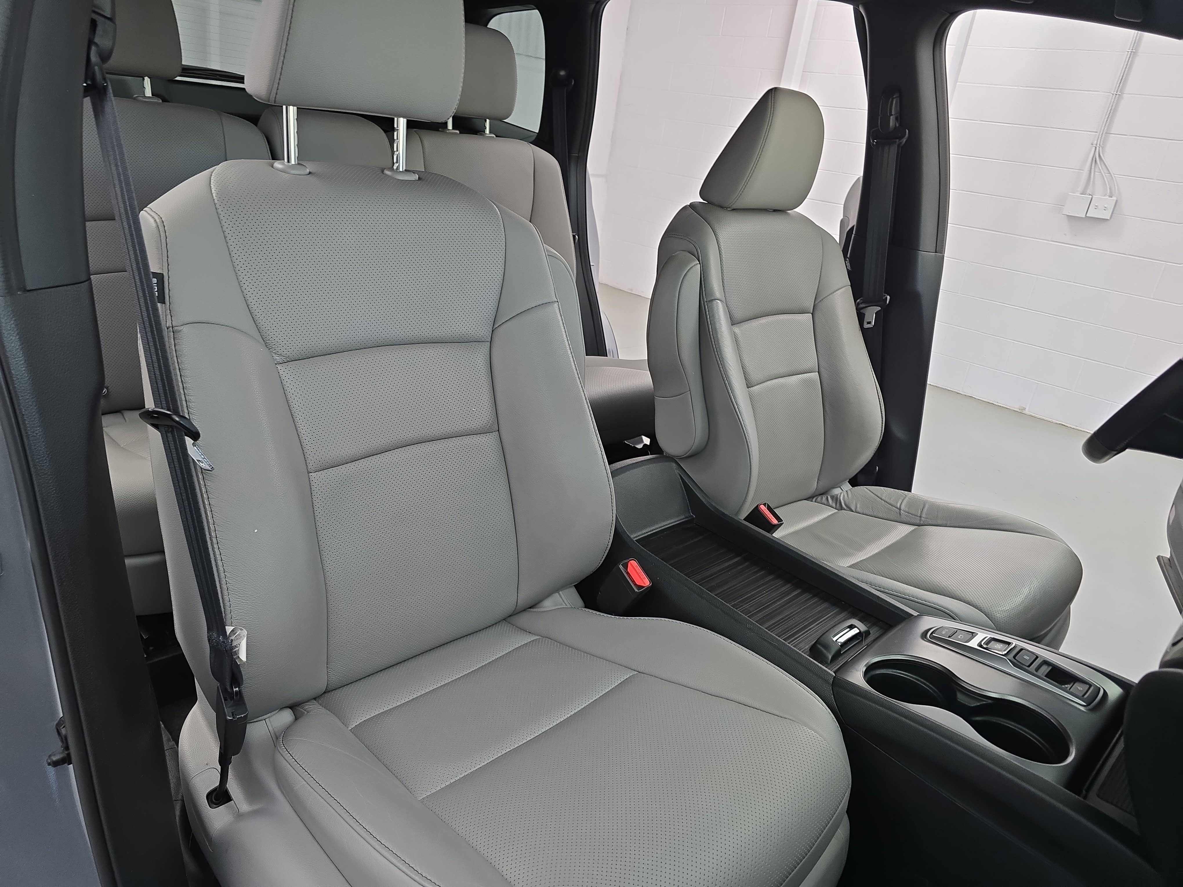Certified 2023 Honda Passport EX-L image 10
