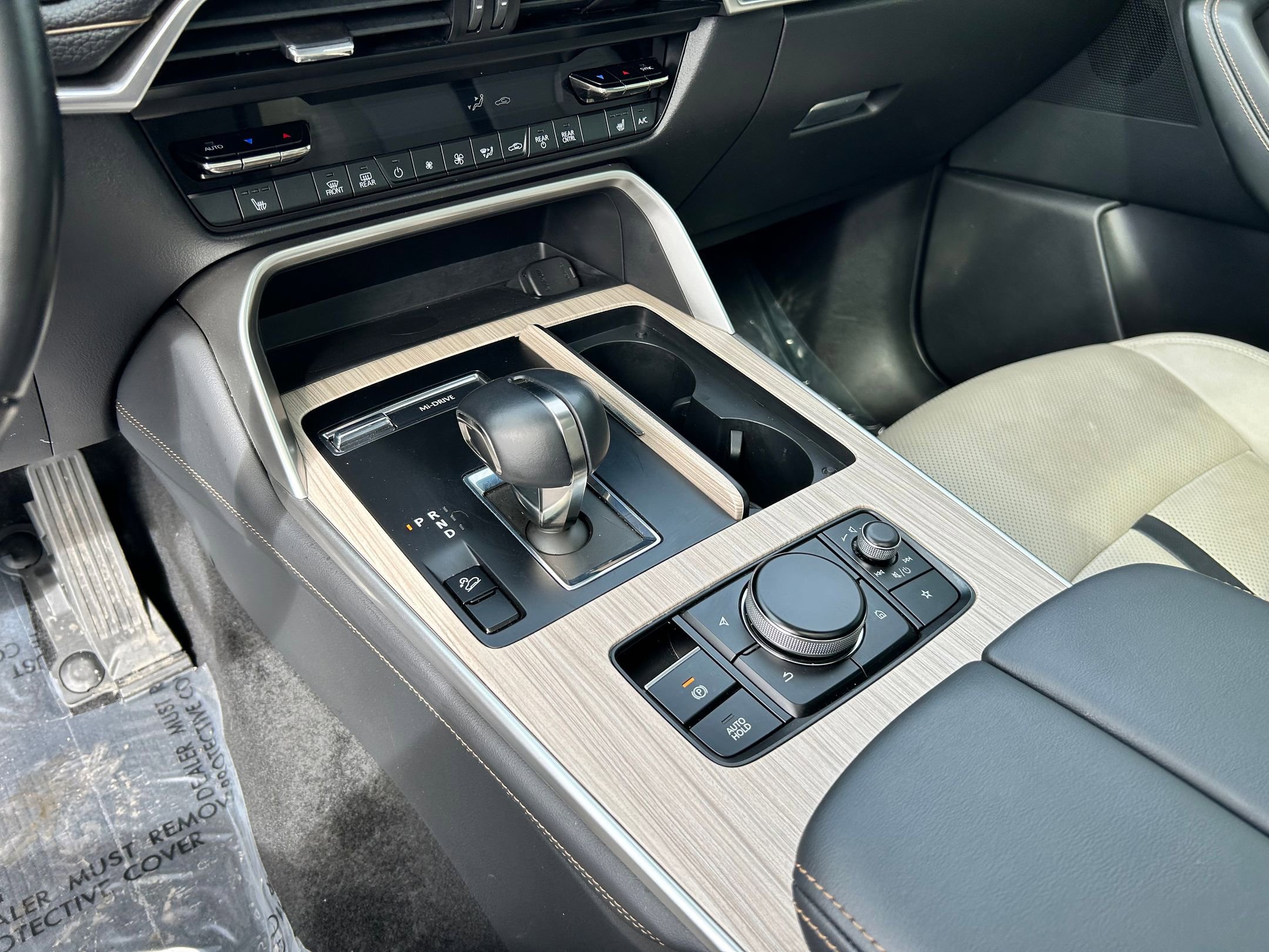 Used 2024 MAZDA CX-90 3.3 Turbo w/ Premium Package image 18