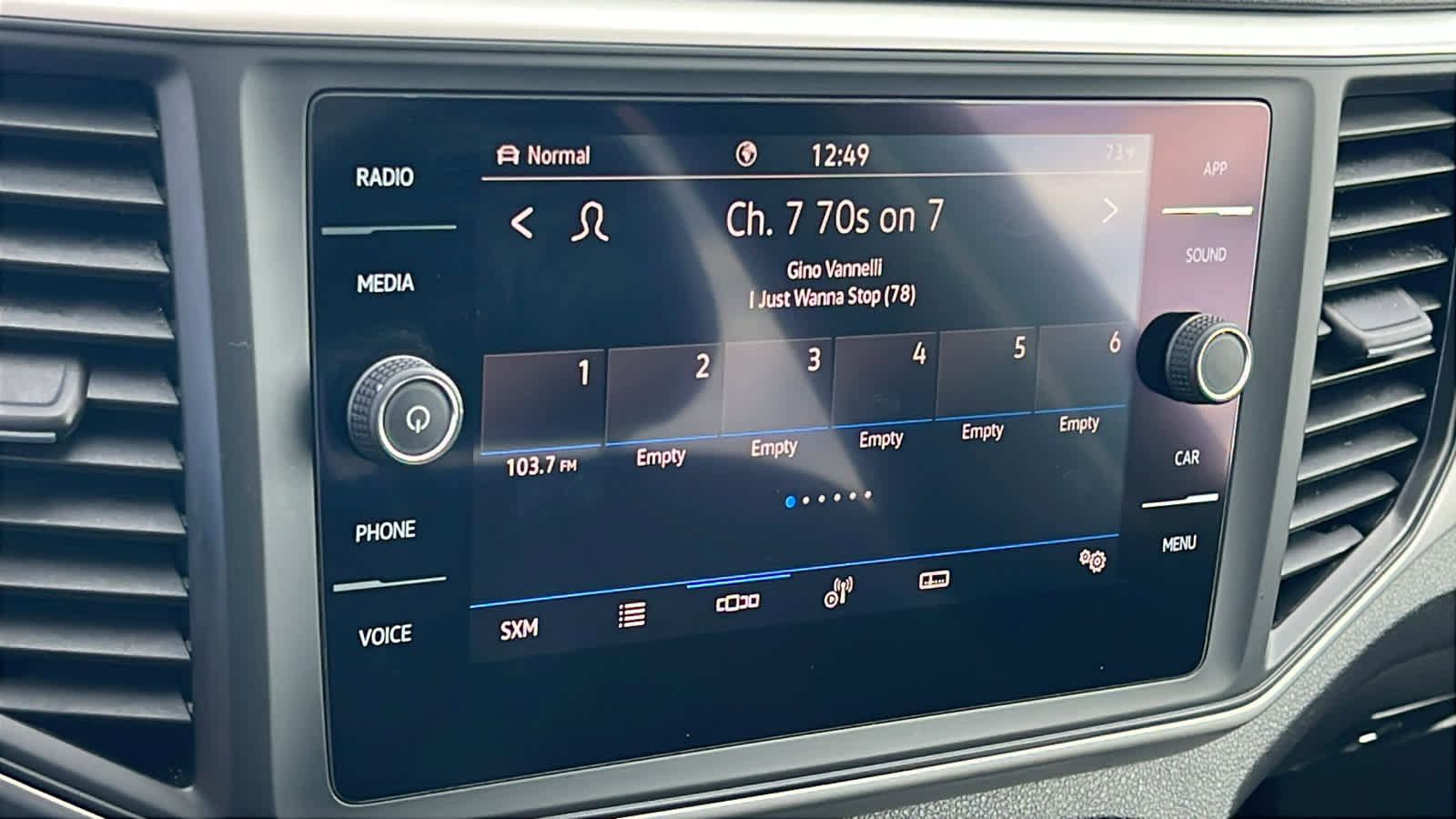 Certified 2021 Volkswagen Atlas SE image 15