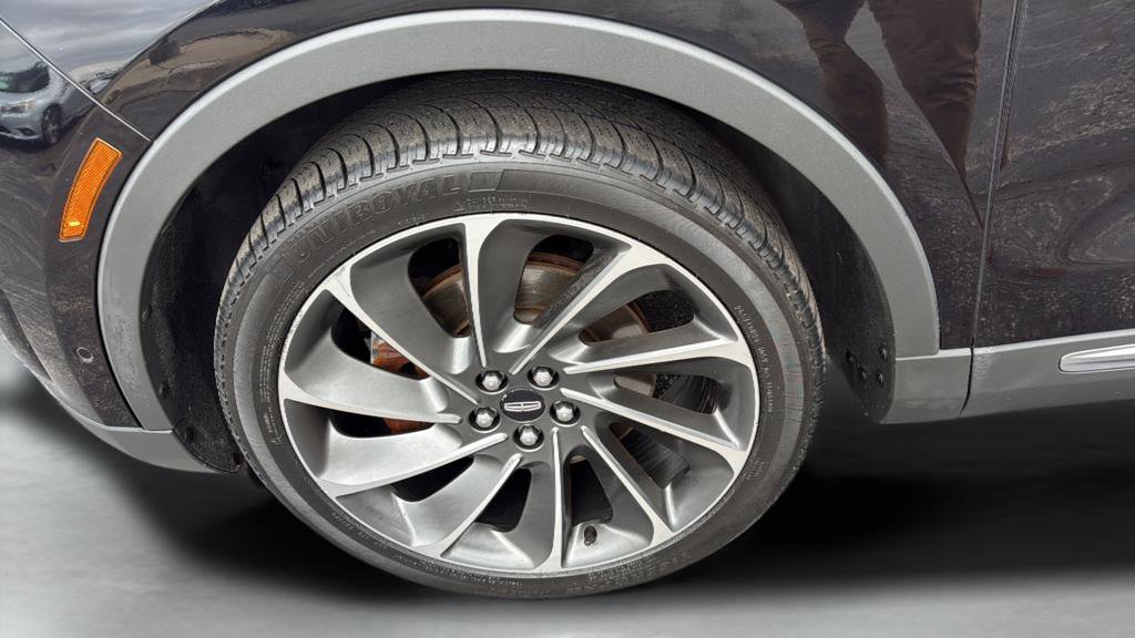 Used 2019 Lincoln Nautilus Reserve w/ Ultimate Package image 37