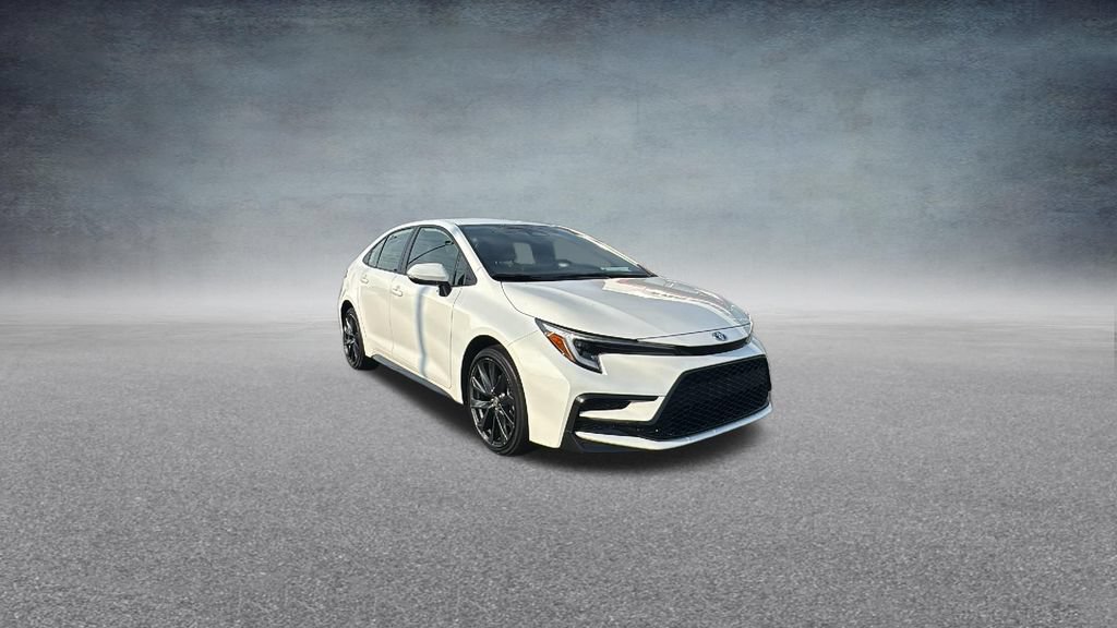 Used 2025 Toyota Corolla SE FWD image 2