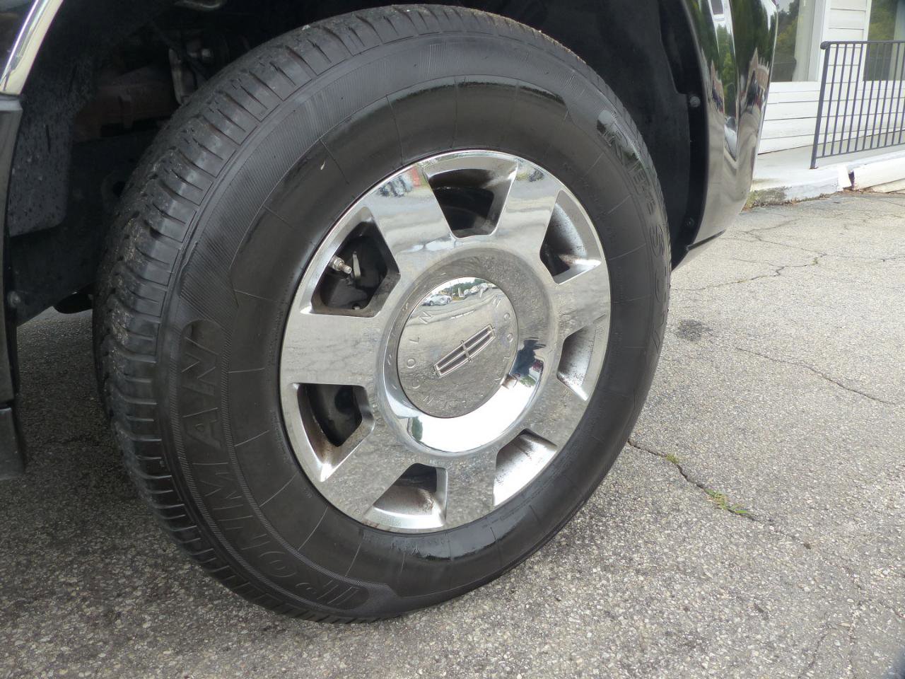 Used 2008 Lincoln Navigator 2WD image 26