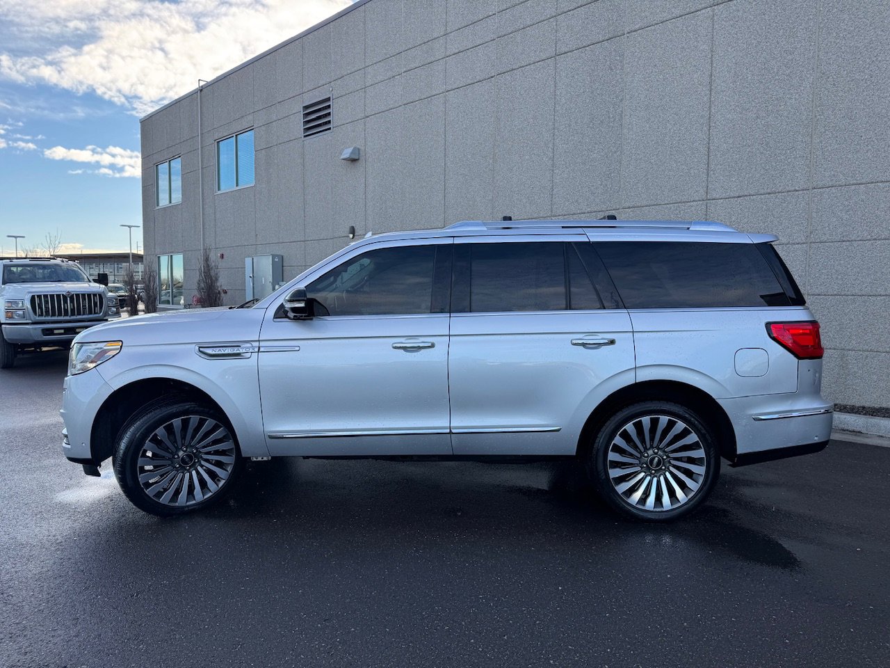 Used 2018 Lincoln Navigator Reserve w/ Technology Package image 5