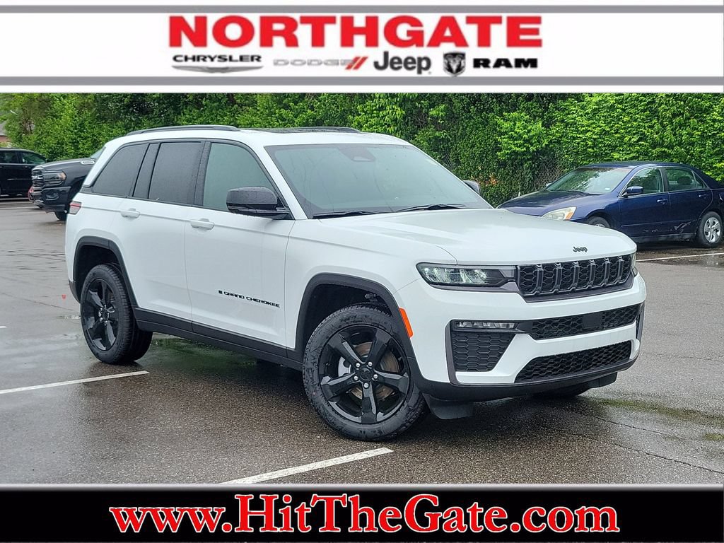 New 2026 Jeep Grand Cherokee Limited w/ Limited Altitude Package AWD/4WD image 1