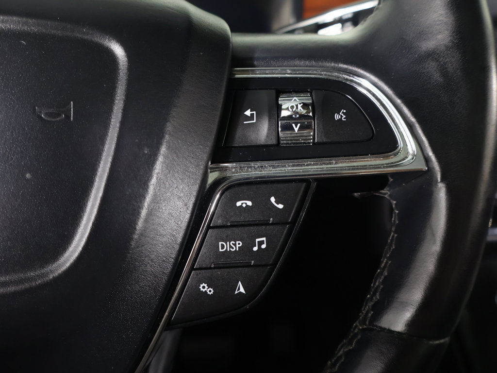 Used 2023 Lincoln Nautilus Reserve AWD/4WD image 47