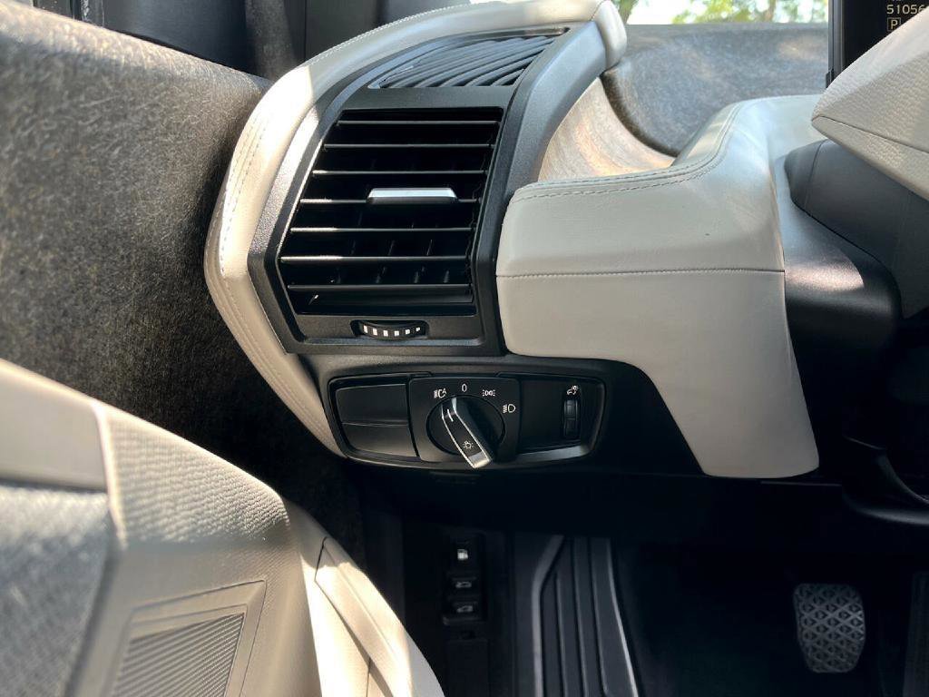 Used 2014 BMW i3 w/ Range Extender RWD image 28