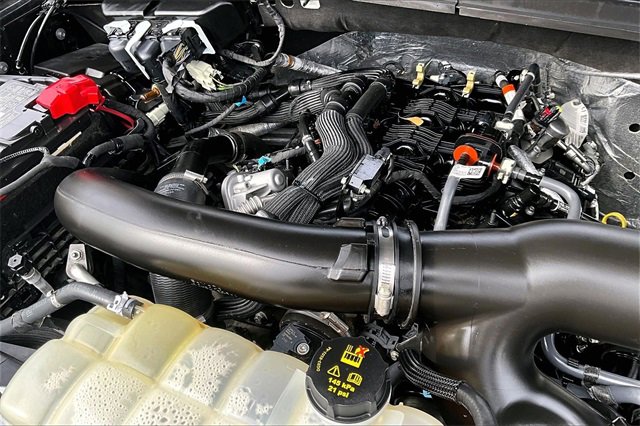 Used 2024 Ford Expedition Max XLT image 32