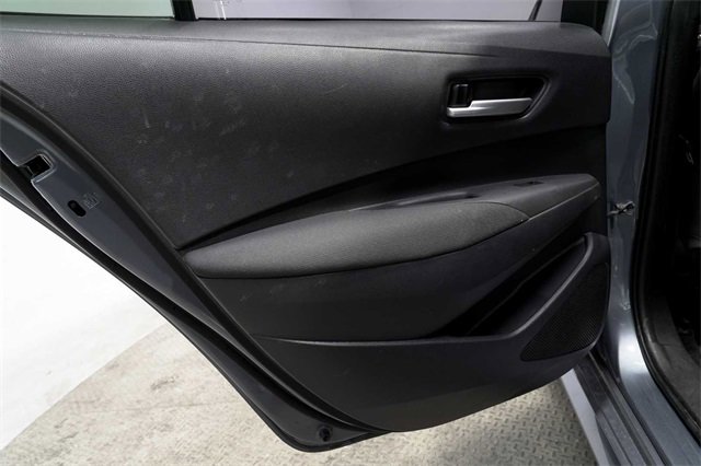 Used 2021 Toyota Corolla LE image 16