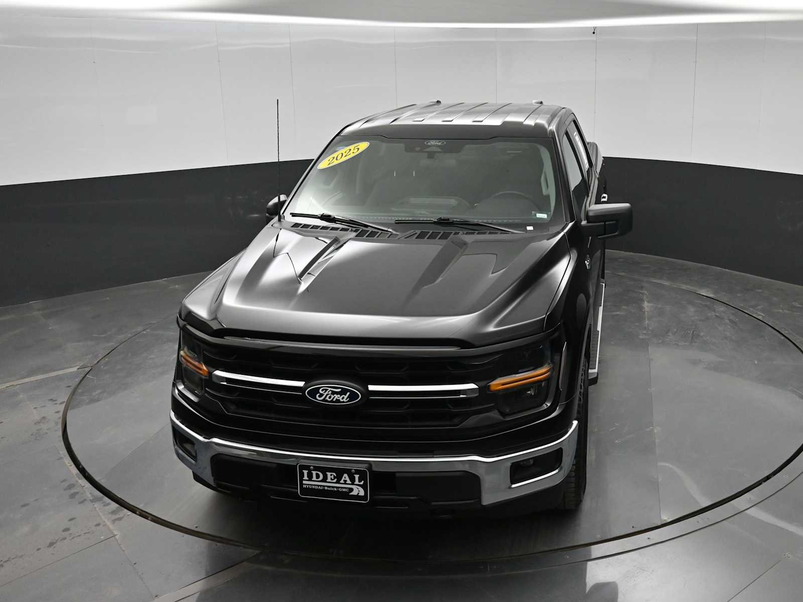 Used 2025 Ford F150 XLT w/ Equipment Group 301A Standard AWD/4WD image 30