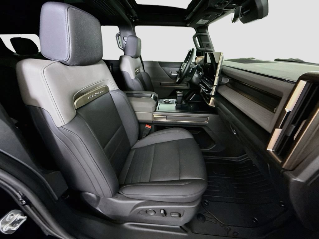 Used 2024 GMC Hummer EV 3X w/ LPO, Sport Package AWD/4WD image 28