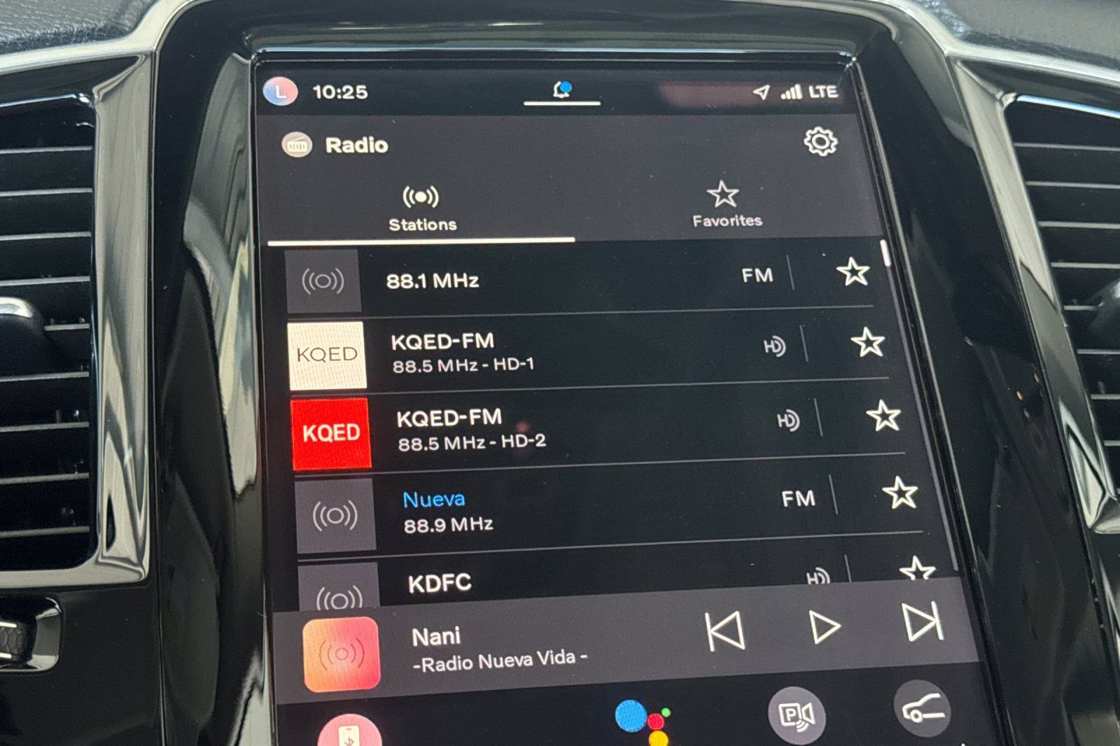 Certified 2024 Volvo XC90 B6 Plus image 22