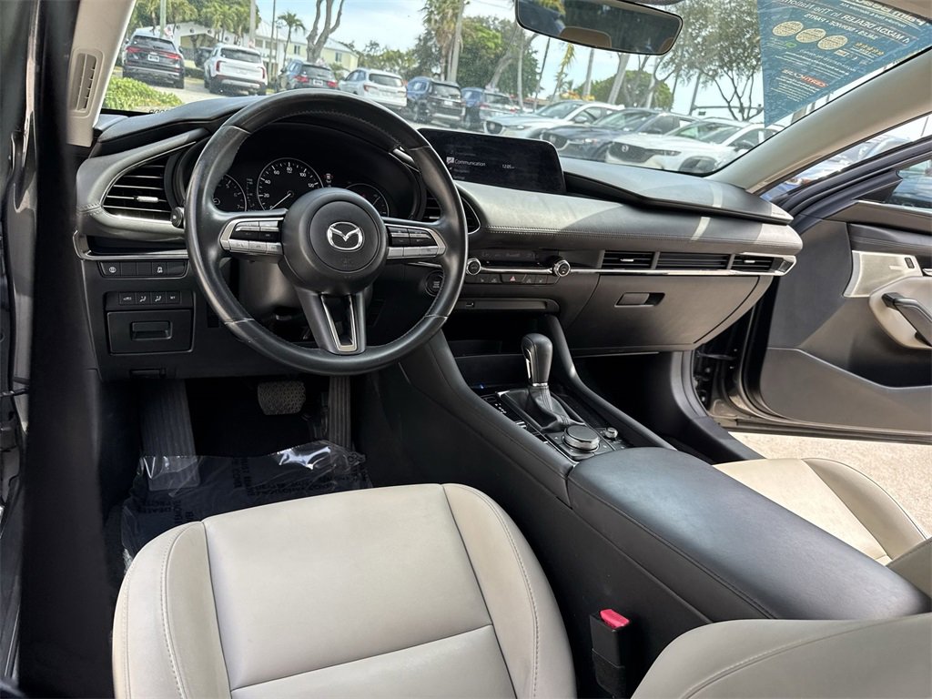 Used 2019 MAZDA MAZDA3 Sedan w/ Preferred Package image 36