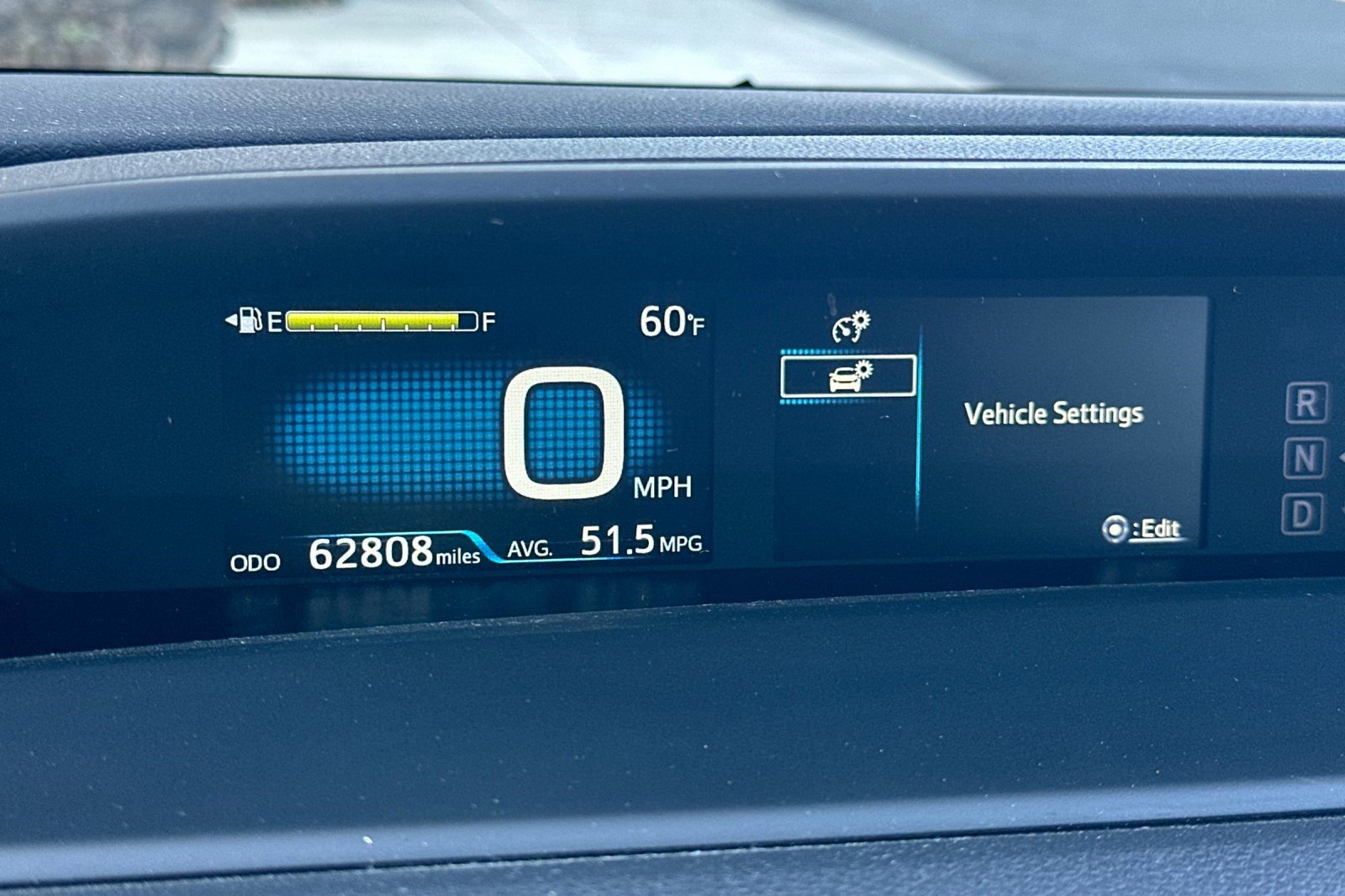 Used 2020 Toyota Prius XLE image 19