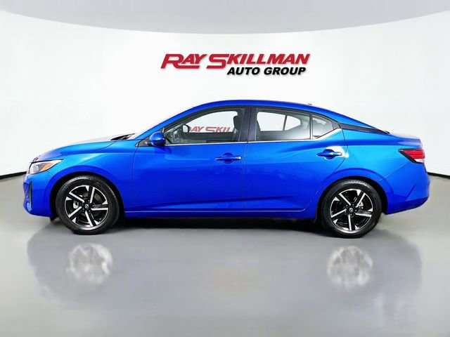 Used 2025 Nissan Sentra SV FWD image 4
