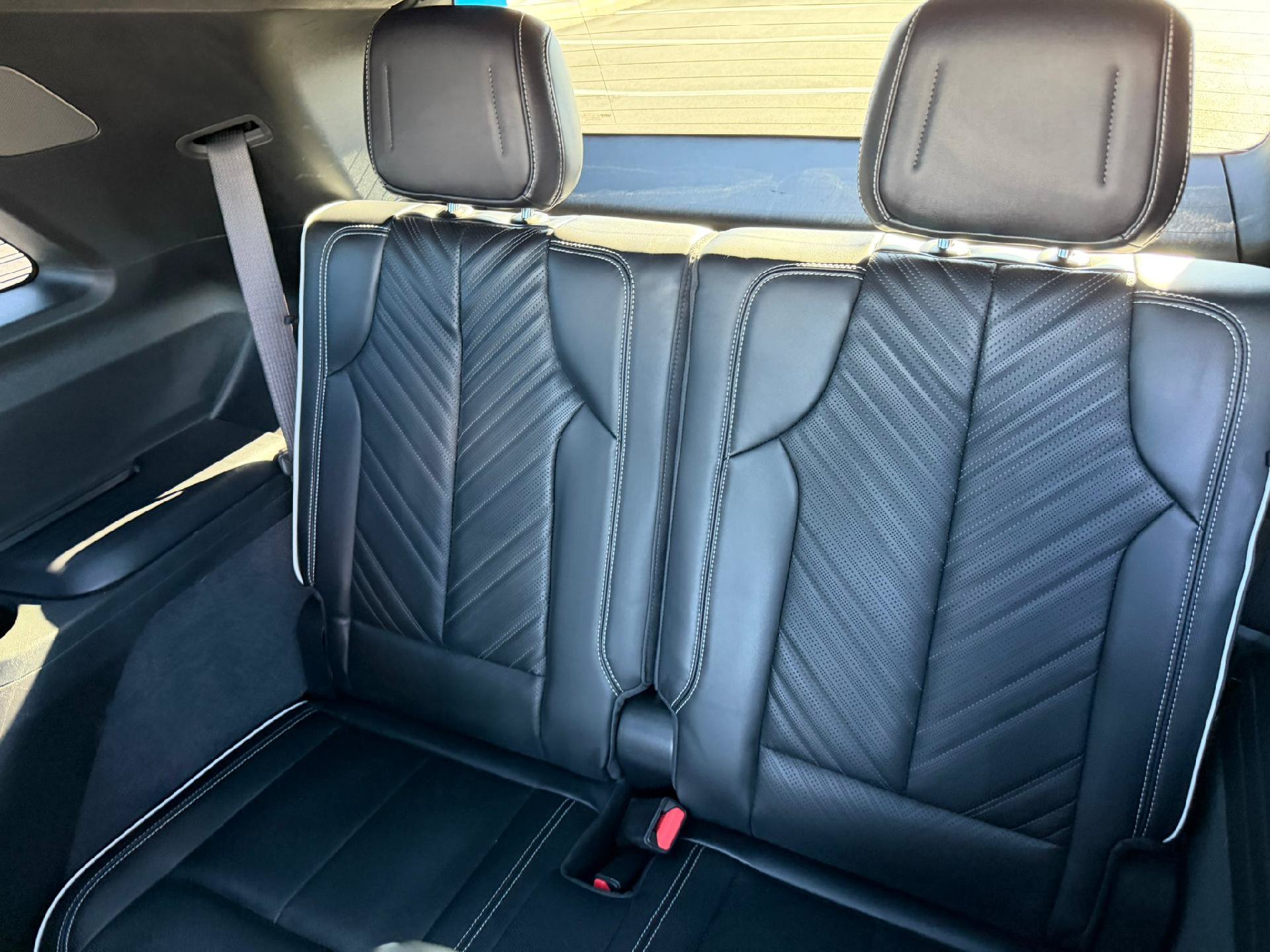 Certified 2026 Cadillac Vistiq Platinum w/ LPO, Floor Liner Package AWD/4WD image 20
